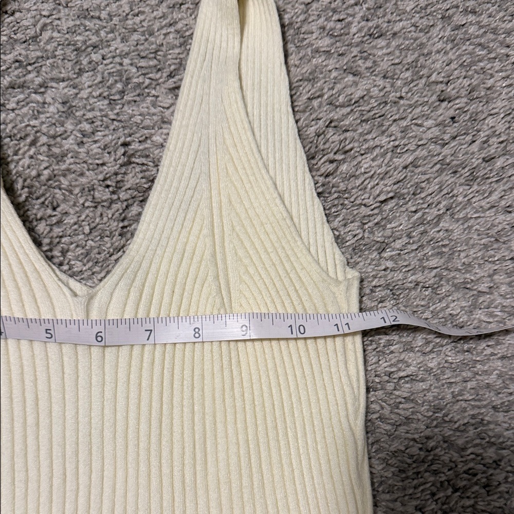 La miel Women's Cream Ribbed Knit tank - Picture 2 of 6